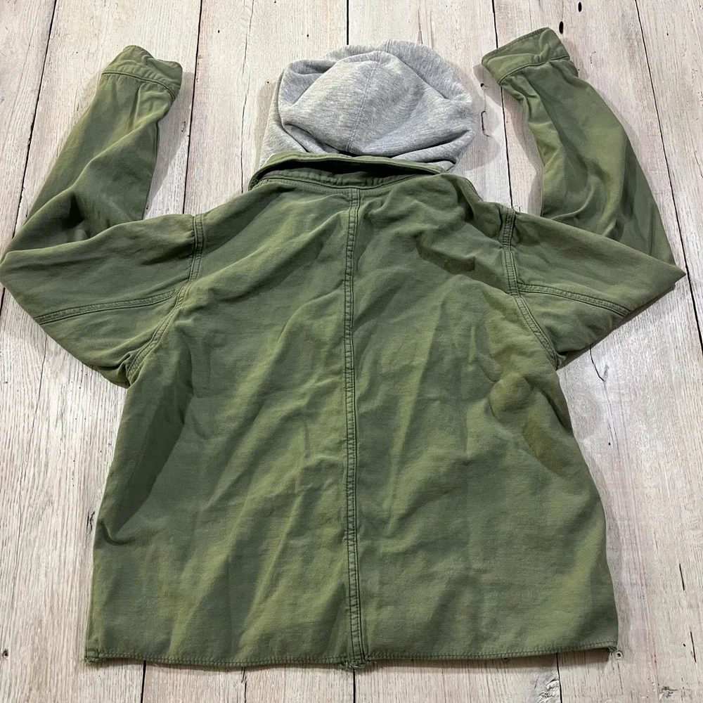 Free People Weekend Wanderer Distressed Green Hooded Jacket – Size Medium - Picture 2 of 9